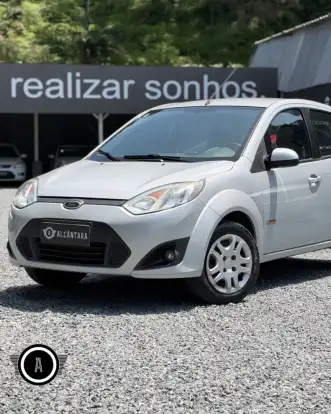 FORD-FIESTA-2011