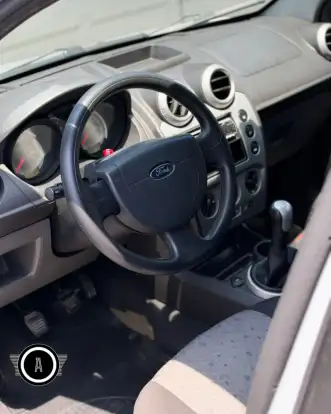 FORD-FIESTA-2011