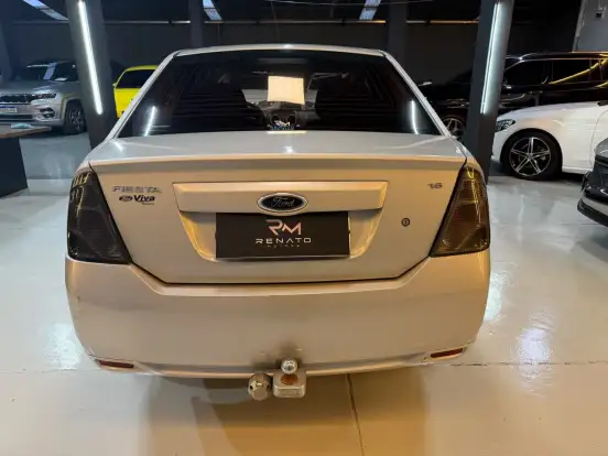 FORD-FIESTA-2012