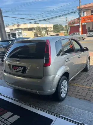 FORD-FIESTA-2012