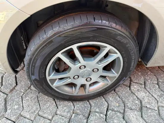 FORD-FIESTA-1.6 MPI SEDAN 8V FLEX 4P MANUAL FORD-FIESTA-2008