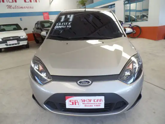 FORD-FIESTA-2014