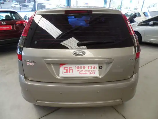 FORD-FIESTA-2014