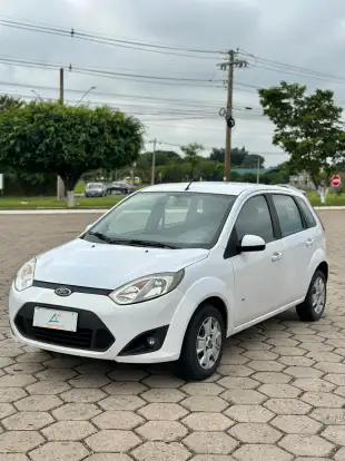 FORD-FIESTA-2013