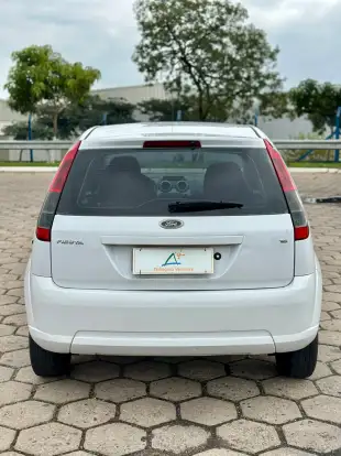FORD-FIESTA-2013