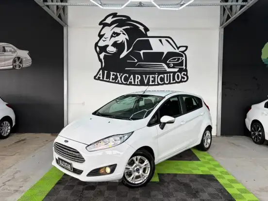 FORD-FIESTA-1.6 SE HATCH 16V FLEX 4P POWERSHIFT FORD-FIESTA-2013