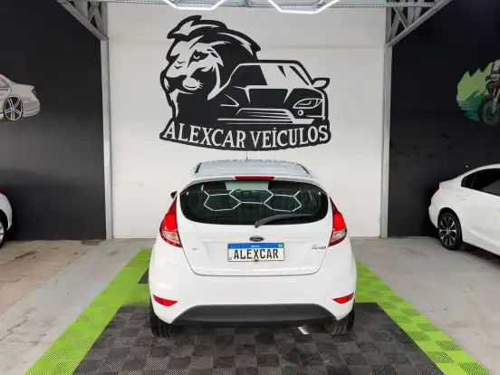 FORD-FIESTA-2013