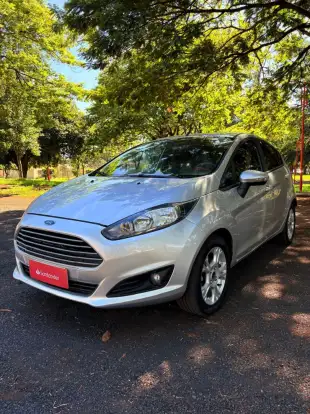 FORD-FIESTA-2015