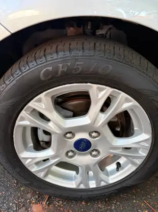 FORD-FIESTA-2015