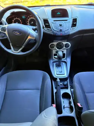FORD-FIESTA-2015