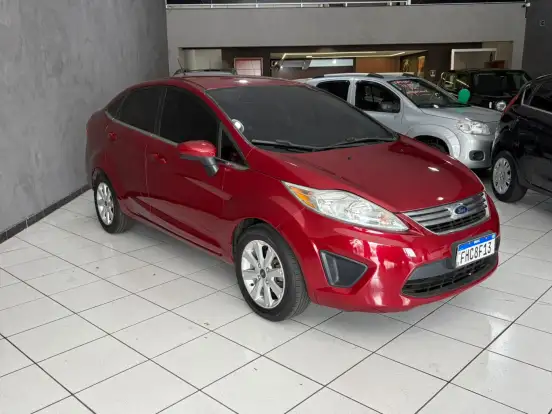 FORD-FIESTA-2012