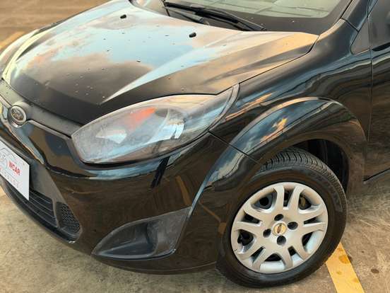 FORD-FIESTA-2012