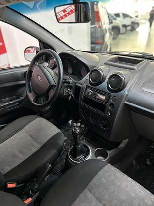 FORD-FIESTA-2011