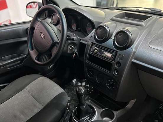 FORD-FIESTA-1.0 ROCAM 8V FLEX 4P MANUAL FORD-FIESTA-2011