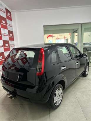 FORD-FIESTA-2011