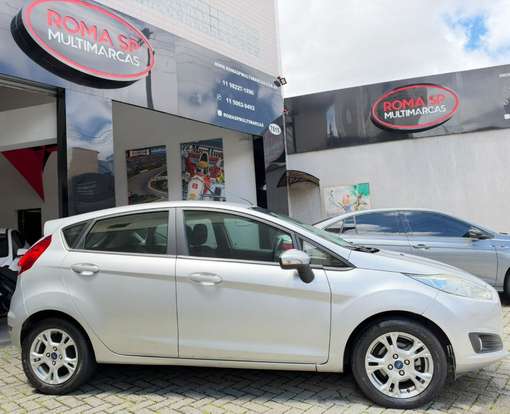 FORD-FIESTA-2014