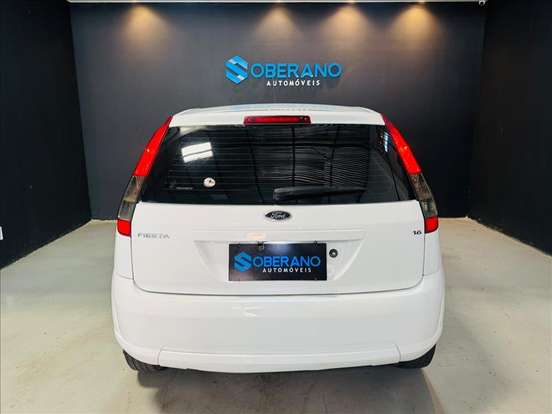 FORD-FIESTA-2012