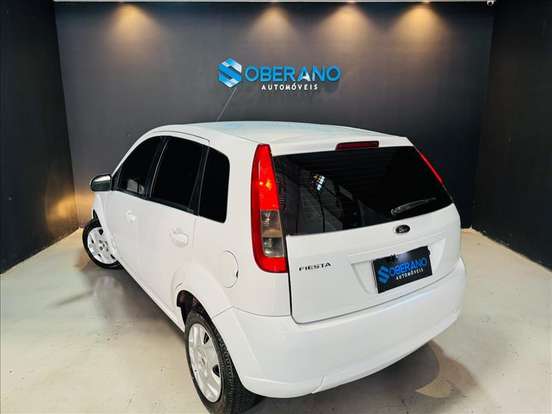 FORD-FIESTA-2012