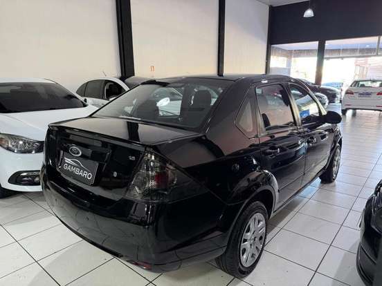 FORD-FIESTA-2012