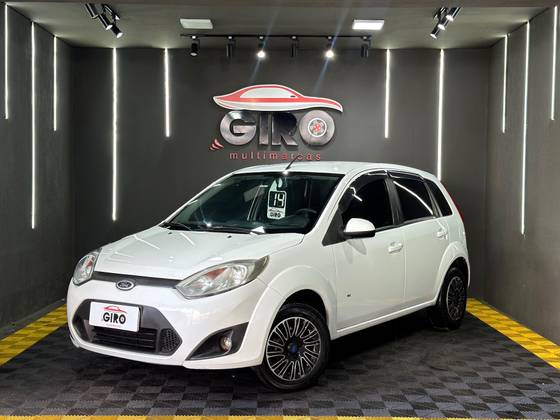 FORD FIESTA 1.6 ROCAM SE 8V FLEX 4P MANUAL