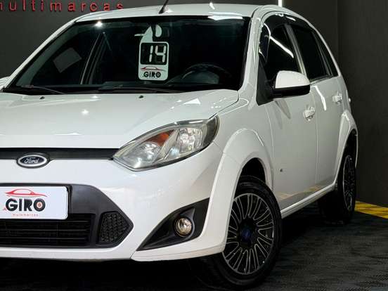FORD-FIESTA-2014