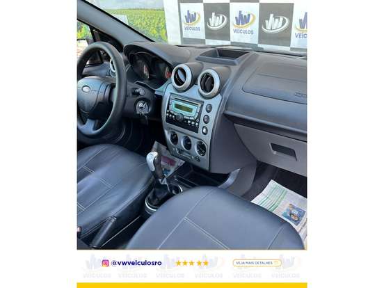 FORD-FIESTA-1.6 SE SEDAN 16V FLEX 4P MANUAL FORD-FIESTA-2013