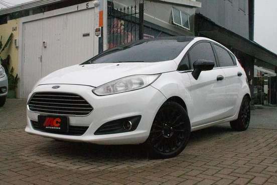 FORD-FIESTA-2014
