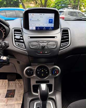 FORD-FIESTA-2018