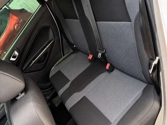 FORD-FIESTA-1.6 TI-VCT FLEX SE PLUS POWERSHIFT FORD-FIESTA-2018