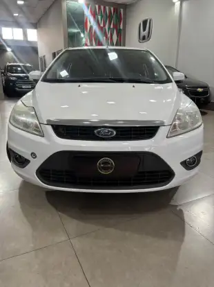 FORD-FOCUS-2013