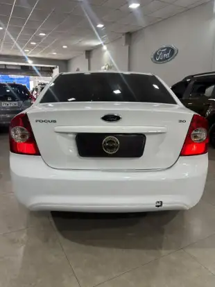 FORD-FOCUS-2013