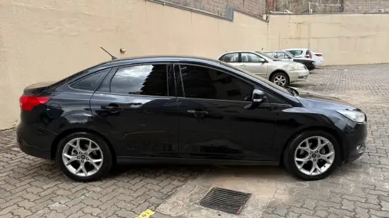 FORD-FOCUS-2019