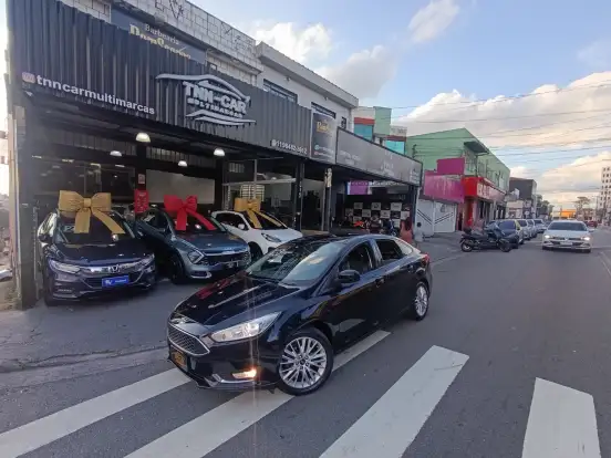 FORD-FOCUS-2015