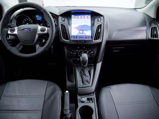 FORD-FOCUS-2.0 S SEDAN 16V FLEX 4P POWERSHIFT FORD-FOCUS-2014