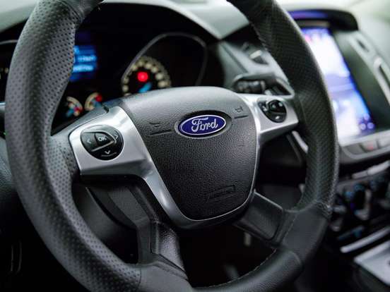 FORD-FOCUS-2.0 S SEDAN 16V FLEX 4P POWERSHIFT FORD-FOCUS-2014