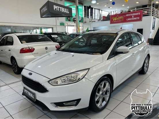 FORD-FOCUS-2016