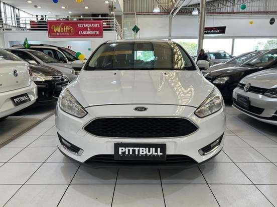 FORD-FOCUS-2016