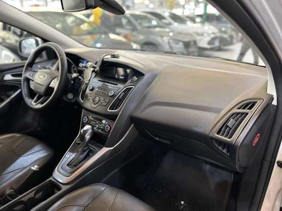 FORD-FOCUS-2016