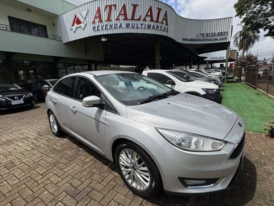 FORD-FOCUS-2.0 SE PLUS FASTBACK 16V FLEX 4P POWERSHIFT FORD-FOCUS-2016