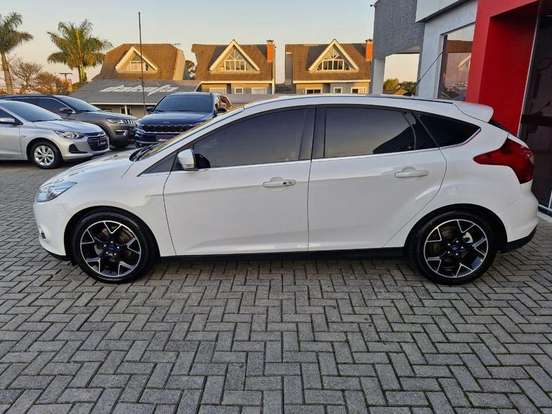 FORD-FOCUS-2.0 TITANIUM 16V FLEX 4P POWERSHIFT FORD-FOCUS-2015