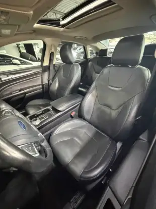 FORD-FUSION-2017