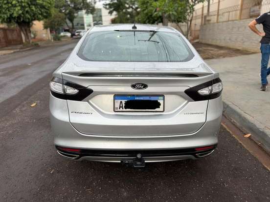 FORD-FUSION-2013