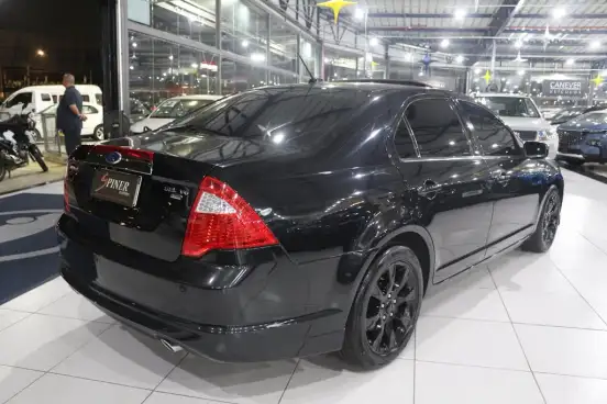 FORD-FUSION-2011