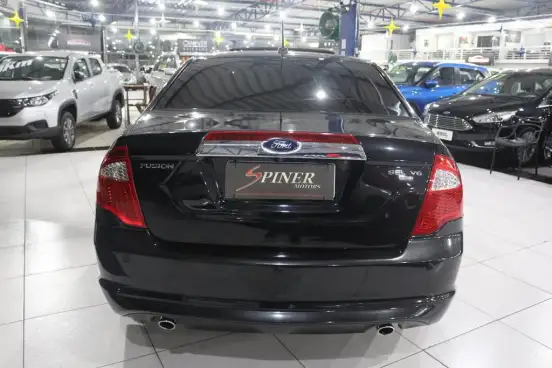 FORD-FUSION-2011