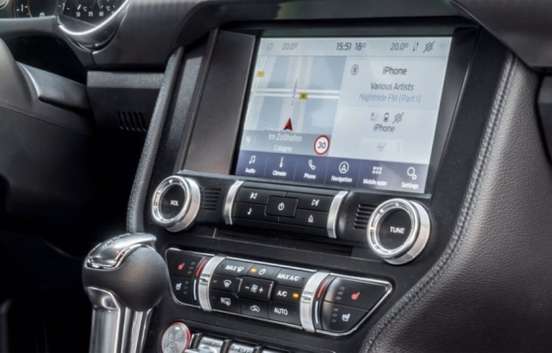 FORD-MUSTANG-2022
