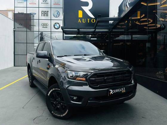 FORD RANGER 2.2 BLACK 4X2 CD 16V DIESEL 4P AUTOMÁTICO