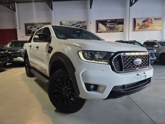 FORD RANGER 3.2 FX4 4X4 CD 20V DIESEL 4P AUTOMÁTICO