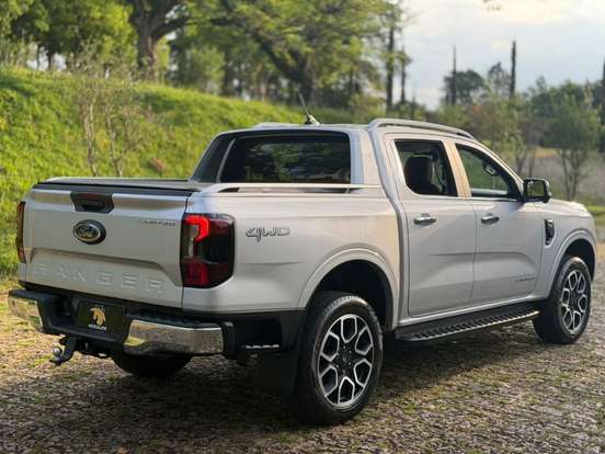 FORD-RANGER-3.0 V6 TURBO DIESEL CD LIMITED 4X4 AUTOMÁTICO FORD-RANGER-2024