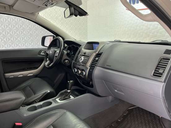 FORD-RANGER-2013