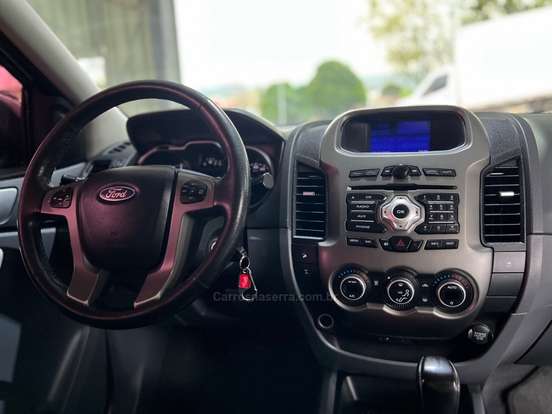 FORD-RANGER-2012